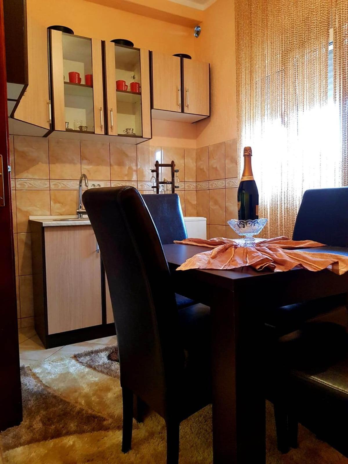 Apollon Home Apartments 巴尔 外观 照片